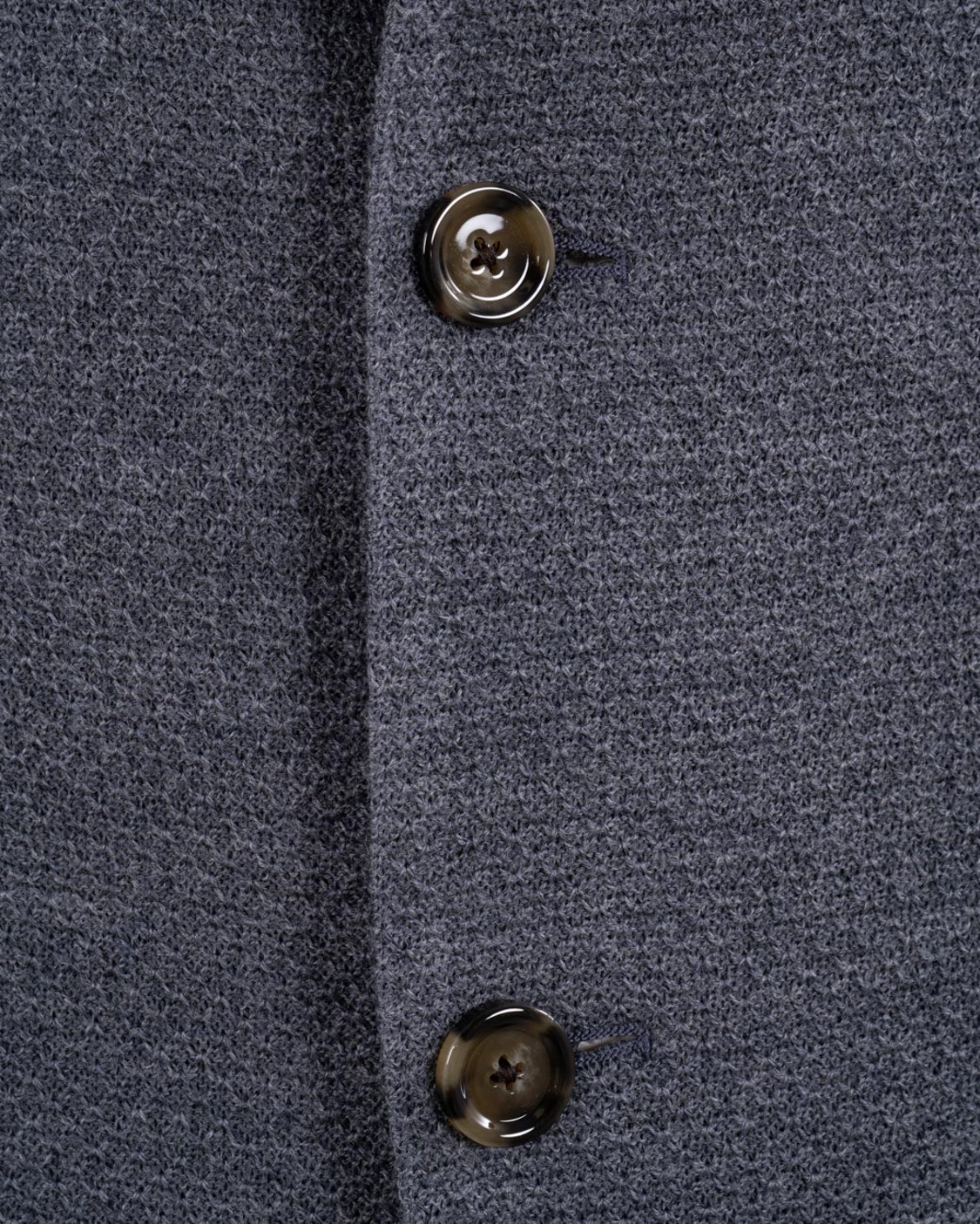 shop LARDINI  Giacca: Lardini giacca monopetto in lana.
Due bottoni e revers classici.
Tasche a toppa e spacchi laterali.
Vestibilità regolare con spalle naturali e una silhouette arrotondata per un maggiore comfort.
Bordi delle maniche aperti con asole vere e bottoni applicati.
Composizione: 100% Lana.
Made in Italy.. CNLKJ5E14 CNJ65043-930 number 2377993